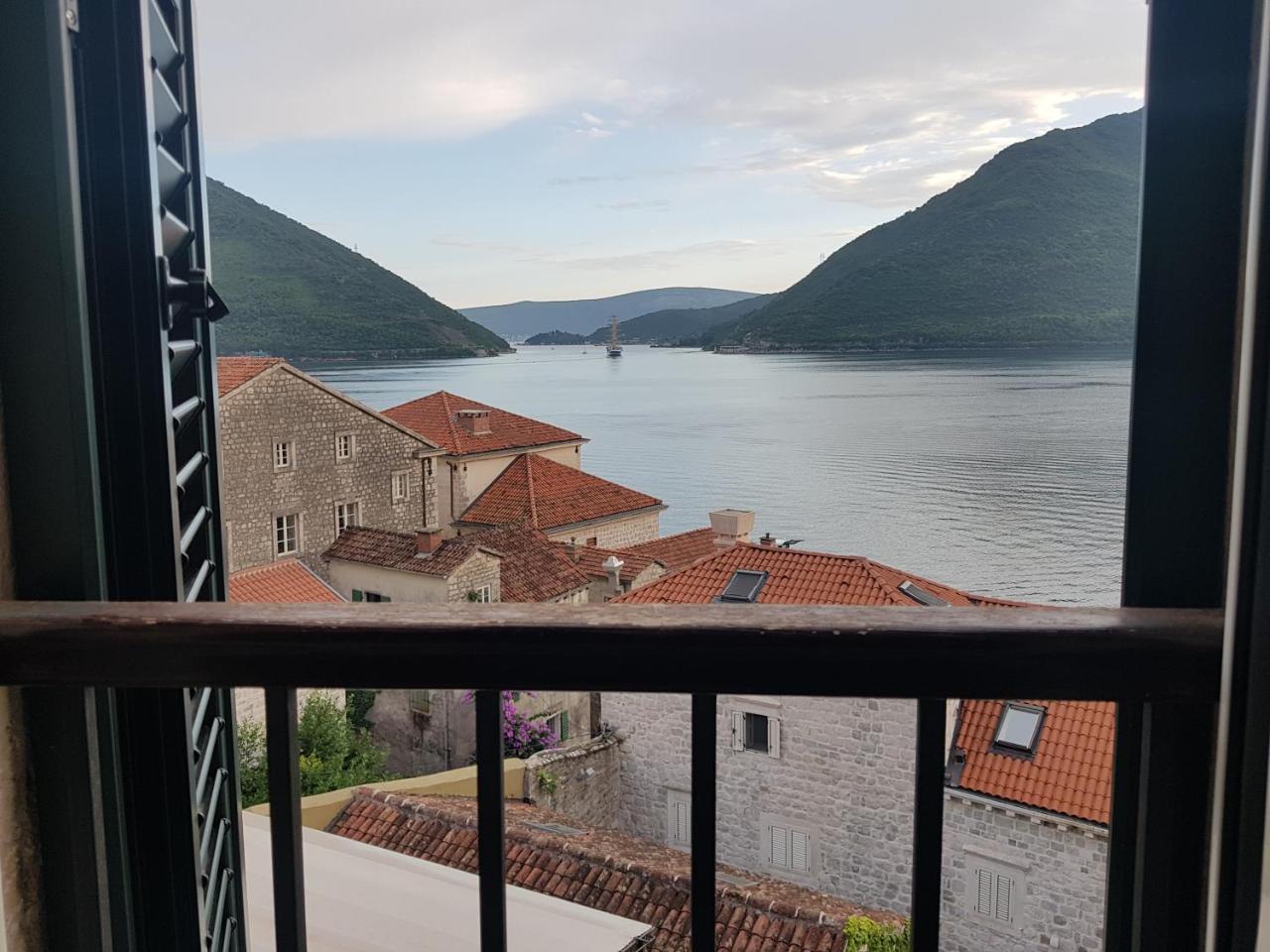 Gudelj Apartments Perast Ngoại thất bức ảnh